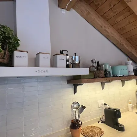 Lakeview Jonny House On The Roofs Апартаменты *